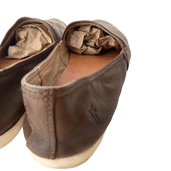 Frye Melanie Slip On Shoes Crafted from Premium Leather in Size 8M - Picture 14 of 16